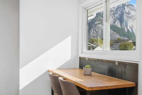 38012 Fifth Avenue, Squamish, BC 