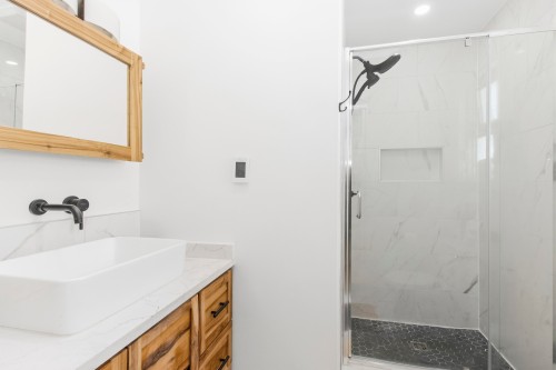 38012 Fifth Avenue, Squamish, BC 