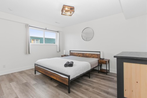 38012 Fifth Avenue, Squamish, BC 