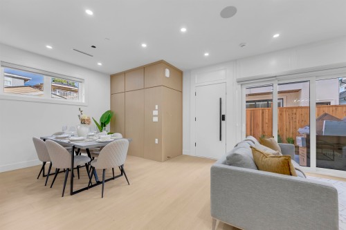2-2888 6Th Avenue E, Vancouver, BC 