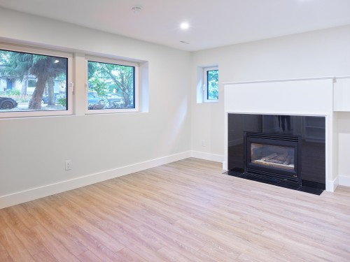 3732 1St Avenue W, Vancouver, BC 