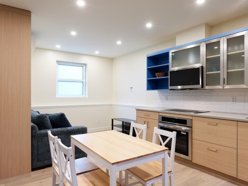 3732 1St Avenue W, Vancouver, BC 