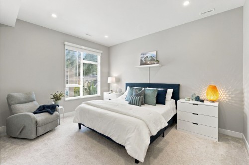4682 Capilano Road, North Vancouver, BC 