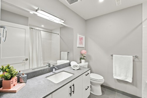 4682 Capilano Road, North Vancouver, BC 