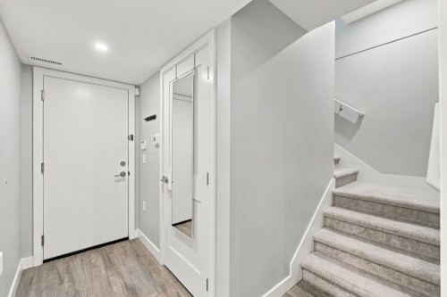 4682 Capilano Road, North Vancouver, BC 