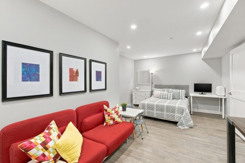 4682 Capilano Road, North Vancouver, BC 