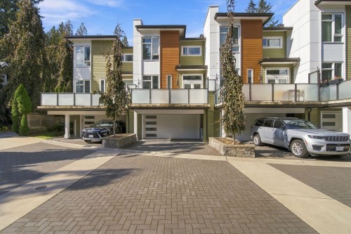 4682 Capilano Road, North Vancouver, BC 