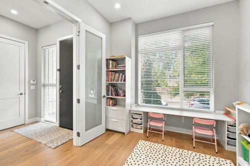 4682 Capilano Road, North Vancouver, BC 