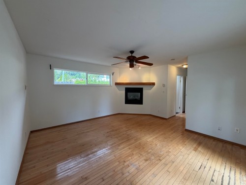 817 Mountainview Drive, Gibsons, BC 