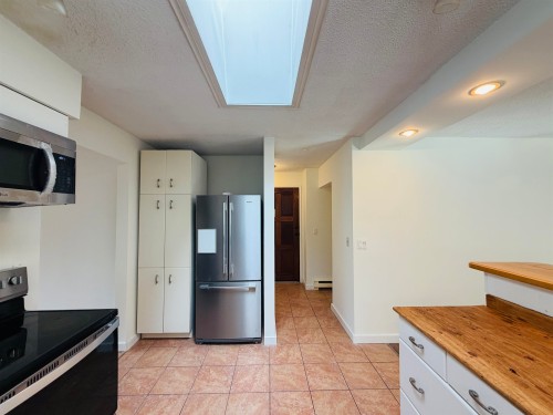 817 Mountainview Drive, Gibsons, BC 
