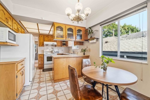 2168 27Th Avenue E, Vancouver, BC 