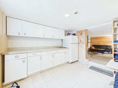 4605 Rupert Street, Vancouver, BC 