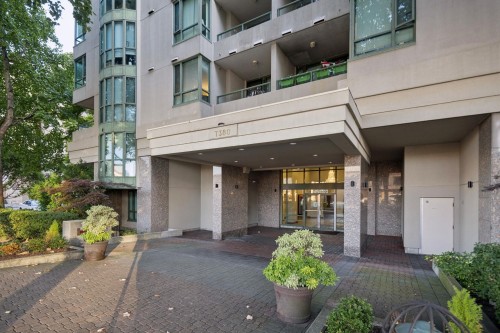 707-7380 Elmbridge Way, Richmond, BC 