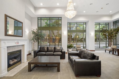 707-7380 Elmbridge Way, Richmond, BC 
