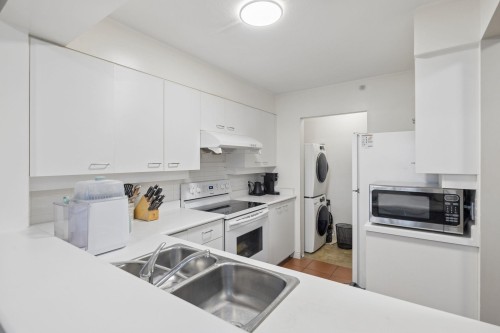 707-7380 Elmbridge Way, Richmond, BC 