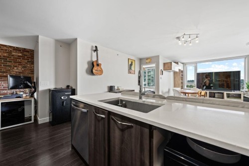 1811-668 Columbia Street, New Westminster, BC 