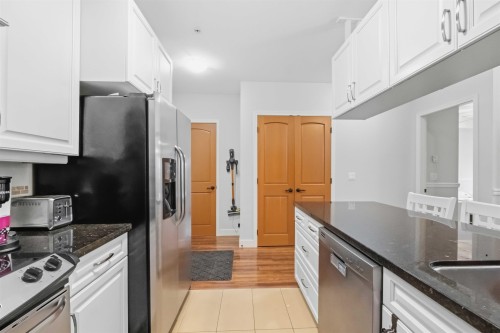 107-11935 Burnett Street, Maple Ridge, BC 