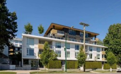 203-375 W 59th Ave Vancouver, BC V5X 0J4