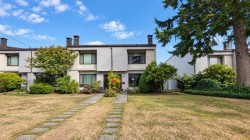 3352 Vincent Street Port Coquitlam, BC V3B 5E1