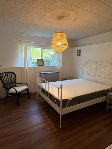 2954 Dollarton , North Vancouver, BC V7H 1B3 3