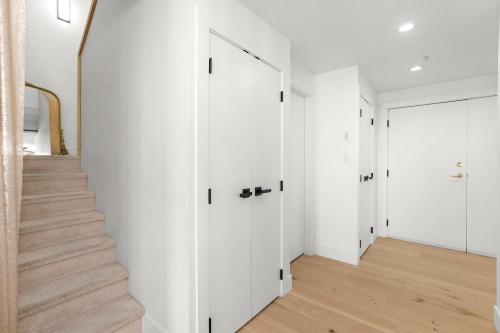 3602-939 Homer Street, Vancouver, BC 