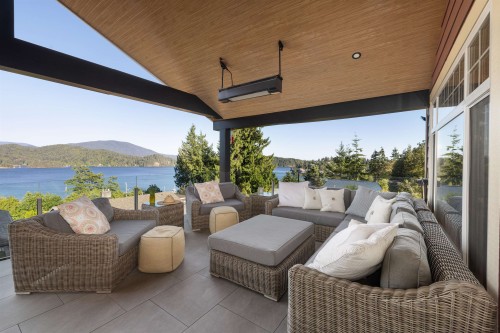 588 North Fletcher Road, Gibsons, BC 