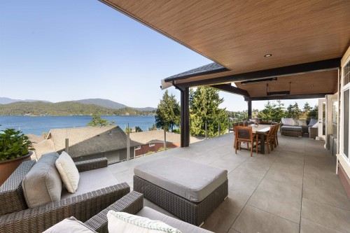 588 North Fletcher Road, Gibsons, BC 
