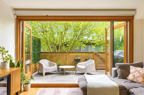 2222 Caledonia Avenue, North Vancouver, BC 