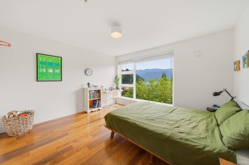 2222 Caledonia Avenue, North Vancouver, BC 