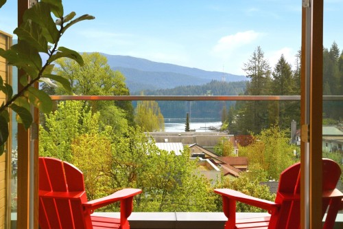 2222 Caledonia Avenue, North Vancouver, BC 