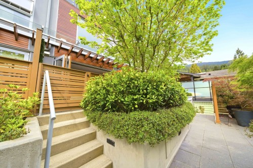 2222 Caledonia Avenue, North Vancouver, BC 