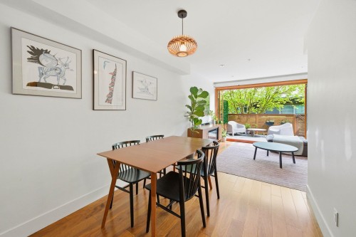 2222 Caledonia Avenue, North Vancouver, BC 