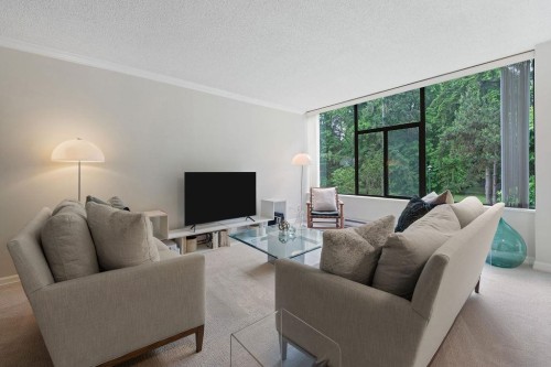 305-4101 Yew Street, Vancouver, BC 