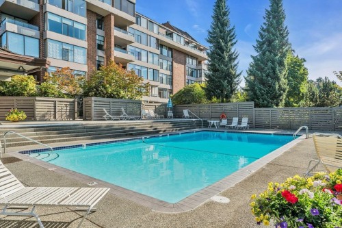 305-4101 Yew Street, Vancouver, BC 