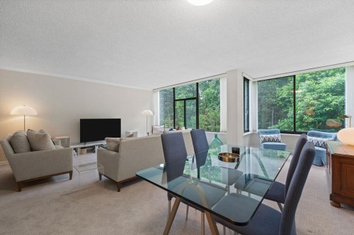 305-4101 Yew Street, Vancouver, BC 