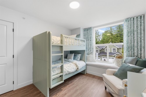 23387 Seymour Avenue, Maple Ridge, BC 