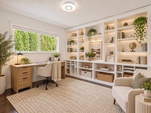 4380 Woodcrest Road, West Vancouver, BC 