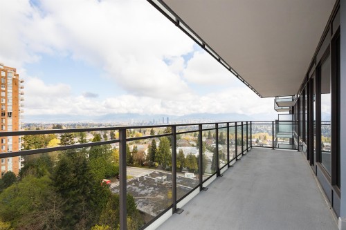 1005-4711 Hazel Street, Burnaby, BC 