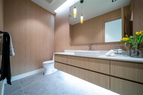 9240 Saunders Road, Richmond, BC 