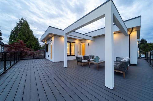9240 Saunders Road, Richmond, BC 
