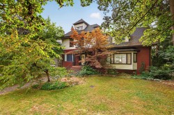 118 Queens Avenue New Westminster, BC V3L 1J5