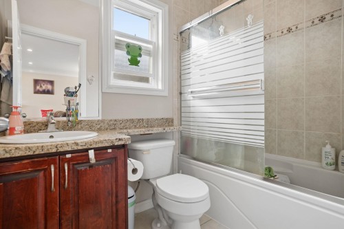 7487 Rosewood Street, Burnaby, BC 