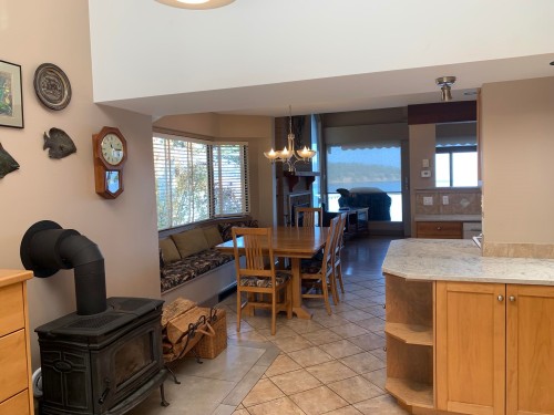 574 Arbutus Drive, Mayne Island, BC 