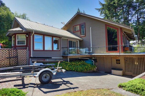 574 Arbutus Drive, Mayne Island, BC 