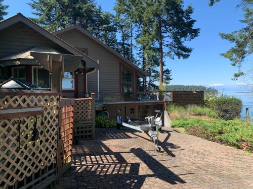 574 Arbutus Drive, Mayne Island, BC 