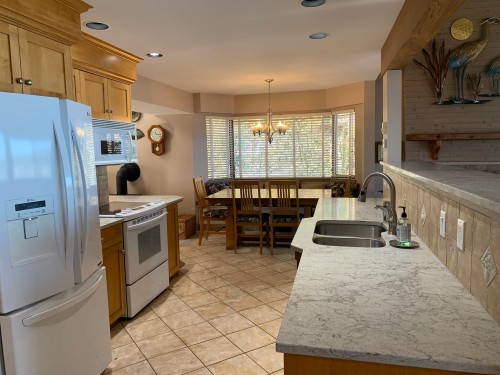 574 Arbutus Drive, Mayne Island, BC 