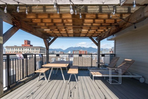 208-205 10Th Avenue E, Vancouver, BC 