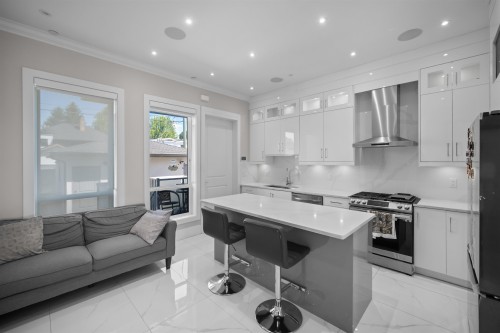 1475 55Th Avenue E, Vancouver, BC 