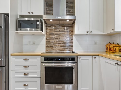 3-3201 Noel Drive, Burnaby, BC 