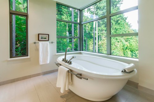 801-3335 Cypress Place, West Vancouver, BC 